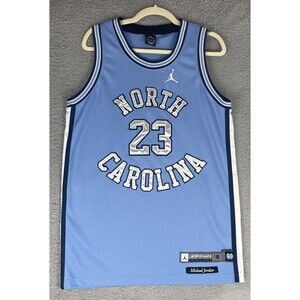 VTG Nike Jersey Michael Jordan #23 North Carolina Tar Heels Mens Small Blue Sewn